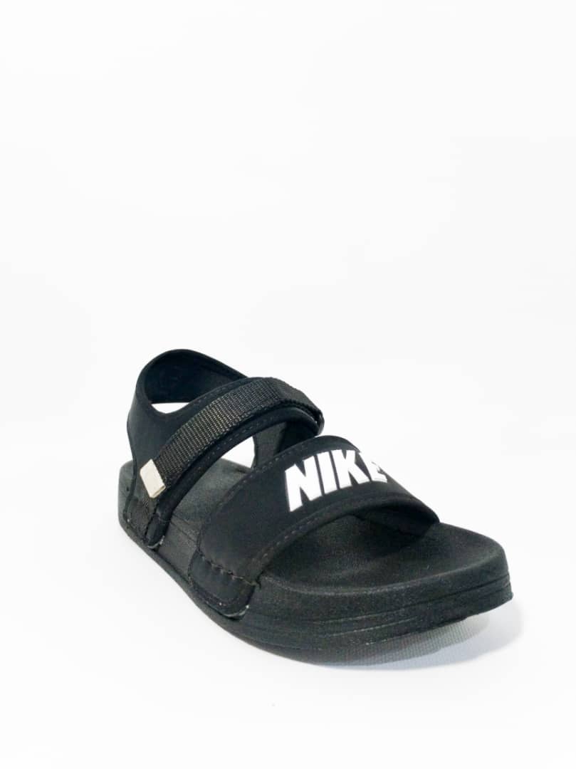 Sandala Nike